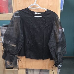 MNG Size S Black Cropped Camiseta Blouse Top